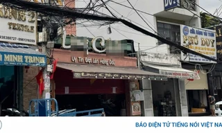 Báo hết 'lòng xe điếu' khi bị kiểm tra, chủ quán Lòng Chát bị mời lên làm việc