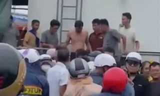 Cứu được 2 thuyền viên trôi dạt trong vụ chìm tàu ở Bình Thuận