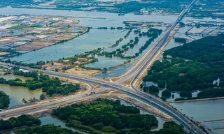 Hình hài tuyến đường 7.000 tỷ đồng băng qua đầm lầy ven biển