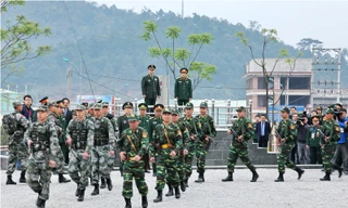 Bộ trưởng Quốc phòng Việt - Trung chứng kiến tuần tra chung