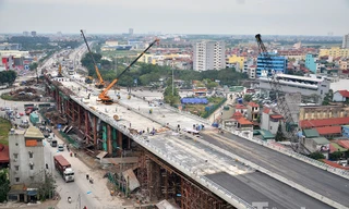 Dự án nút giao trung tâm quận Long Biên là công trình trọng điểm của Hà Nội, với công trình cầu vượt cạn khởi công từ tháng 5/2014.