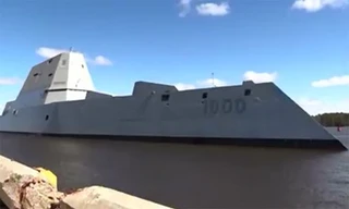 10 video ‘hot’: Lộ ảnh thử nghiệm khu trục hạm tỷ đô của Mỹ