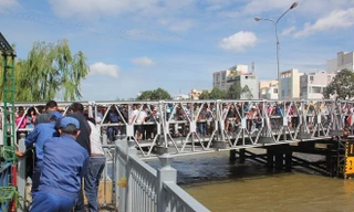 Nạn nhân được đưa về nhà xác