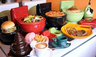 Nhà hàng “bệ xí” đầu tiên ở Hà Nội