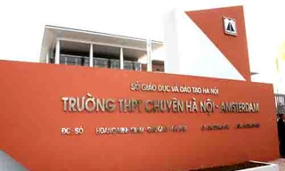 Thạc sỹ ở Pháp trượt viên chức trường Ams “là bình thường“