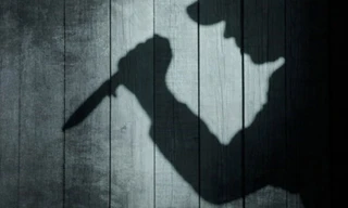 Mâu thuẫn tình cảm, chồng đâm vợ rồi uống thuốc diệt cỏ tự tử