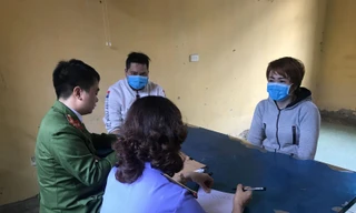 Đối tượng Tuyết tại cơ quan công an