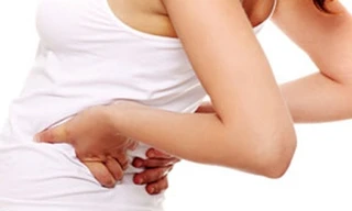 Lương y Phạm Giao chữa bệnh tác động cột sống