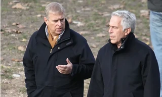 Những ngày đầu năm mới ‘ác mộng’ với hoàng tử Andrew