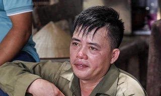 Người lao động vật vã mưu sinh dưới cái nắng như rang, mặt đường hơn 50 độ C ở Hà Nội