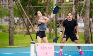 Sân Pickleball tiêu chauanr quốc tế đầu tiên tại miền Trung thu hút hàng ngàn du khách thập phương tham gia chơi thể thao