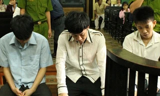 Lớp trưởng bị bạn cùng lớp hại chết