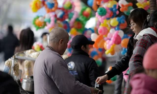 Cẩn thận với ‘sư nhái’ khất thực