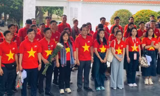 Tri ân các anh hùng, liệt sĩ ở Khu Di tích lịch sử Quốc gia đặc biệt Ngã ba Đồng Lộc