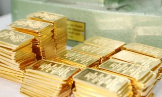 Hủy đấu thầu vàng, bình ổn thị trường ra sao?