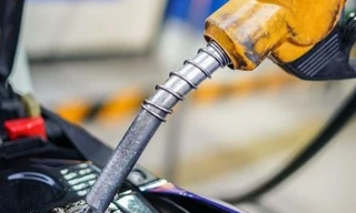 Phát hiện xăng dầu kém chất lượng, doanh nghiệp bán 'chui'