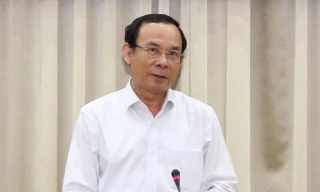 Bí thư TPHCM xem mình là 'thủ môn', đội ngũ doanh nhân là hàng 'tiền đạo'