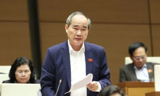 Vợ chồng thu nhập 21 triệu mỗi tháng mới đủ nuôi hai con 