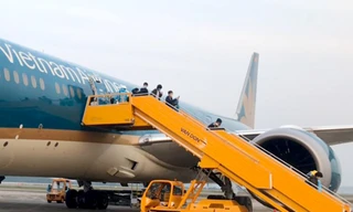 Những chuyến bay chở khách đầu tiên ‘xông đất’ năm 2023