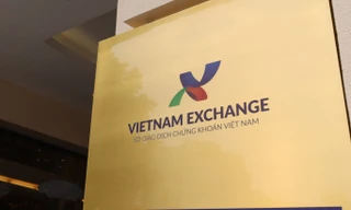 Sở Giao dịch chứng khoán Việt Nam lãi hơn 7,6 tỷ đồng/ngày