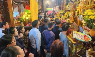 Dòng người hành hương về khu du lịch tâm linh nổi tiếng Hà Tĩnh 