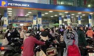 Lãnh đạo Hà Nội hỏa tốc chỉ đạo ưu tiên cho xe chở xăng dầu vào phố cấm