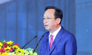 'Việc gì khó dành cho chính quyền, việc gì dễ dành cho doanh nghiệp'