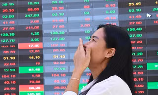Chứng khoán 'bốc đầu' đi lên