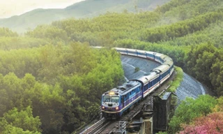 Tàu du lịch Hà Nội - Lào Cai chạy lại từ ngày mai