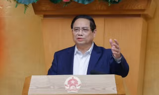 Thủ tướng: Sớm trình phương án xử lý Ngân hàng SCB