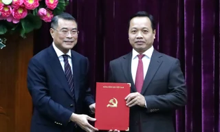 Thứ trưởng Bộ Tư pháp làm Bí thư Tỉnh ủy Vĩnh Long