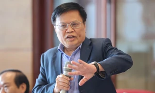 Bất cập xăng dầu: Đừng để doanh nghiệp thua lỗ vì ‘bàn tay’ hành chính!