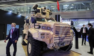 Một chiếc xe Kirpi MRAP do BMC sản xuất được trưng bày tại triển lãm quốc phòng DIMDEX ở thủ đô Doha của Qatar ngày 21/3. Ảnh: Getty Images.