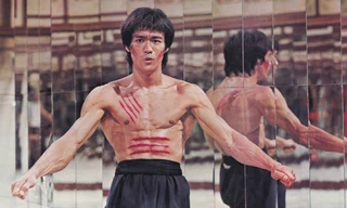 Tượng Lý Tiểu Long ở Hong Kong. Ảnh: Getty.