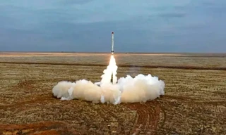 Nga thử nghiệm tên lửa. Ảnh: AP.