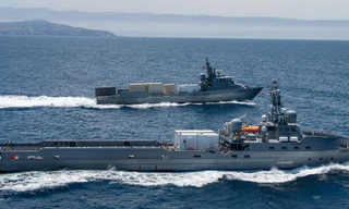 Hai tàu không người lái Ranger và Nomad ở Thái Bình Dương hôm 3/7/2021. Ảnh: Hải quân Mỹ.