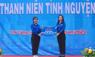 Ra quân tình nguyện hè ở địa phương. Ảnh: Duy Chiến 