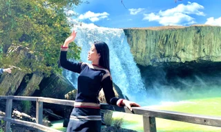 Giới trẻ hào hứng du xuân đầu năm