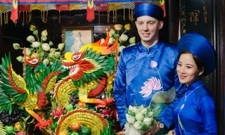 Cuộc gặp định mệnh giúp chàng trai Tây cưới được cô gái Việt Nam xinh đẹp