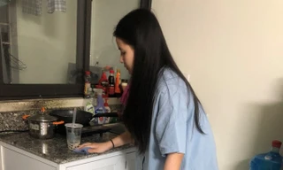 Chuyển nhà gấp vì không chịu nổi nết ăn ở bẩn của bạn cùng phòng