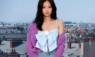 Chiếc áo nơ 34 triệu đồng đang khiến các cô gái mê mẩn có gì hot?