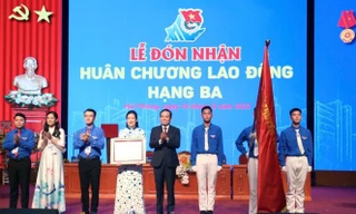 Đoàn TNCS Hồ Chí Minh Thành phố Hải Phòng đón nhận Huân chương Lao động hạng Ba