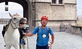 Xôn xao chàng trai 9x đi ngựa từ châu Âu về quê nhà