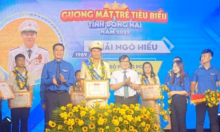 Đại úy Thái Ngô Hiếu được tuyên dương Gương mặt trẻ tiêu biểu