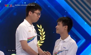 Hình ảnh xúc động trong trận thi quý