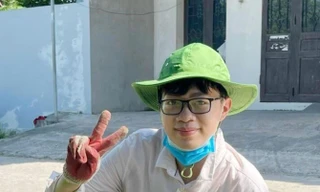 Bạn Lê Hoàng Quỳnh tham gia hoạt động tình nguyện tại xã An Vĩ (Khoái Châu, Hưng Yên)