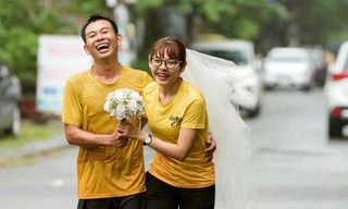 Chàng trai chạy bộ hơn 30 km dưới mưa từ Hội An ra Đà Nẵng cầu hôn bạn gái