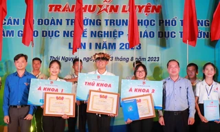 Nam sinh TPHCM là thủ khoa Trại huấn luyện cán bộ Đoàn