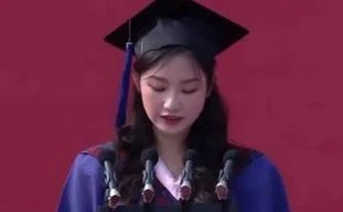 Dân mạng Trung Quốc tranh cãi vì câu 'muốn làm người tầm thường'