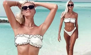 Siêu mẫu cao 1m80 Devon Windsor đẹp như mộng trong clip áo tắm